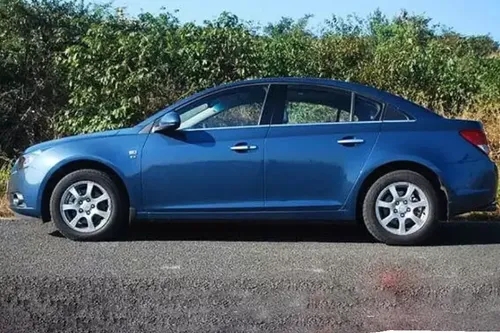 Chevrolet Cruze [2009-2012]