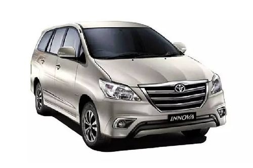 Toyota Innova [2015-2016]