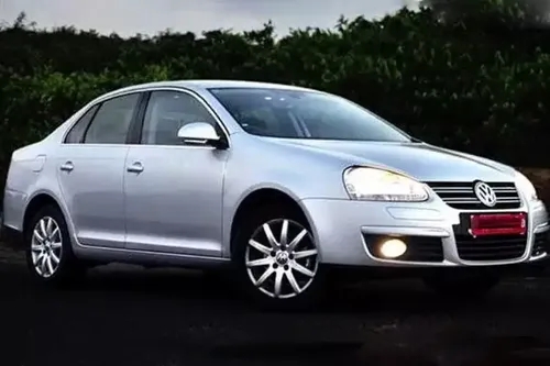 Volkswagen Jetta [2008-2011]